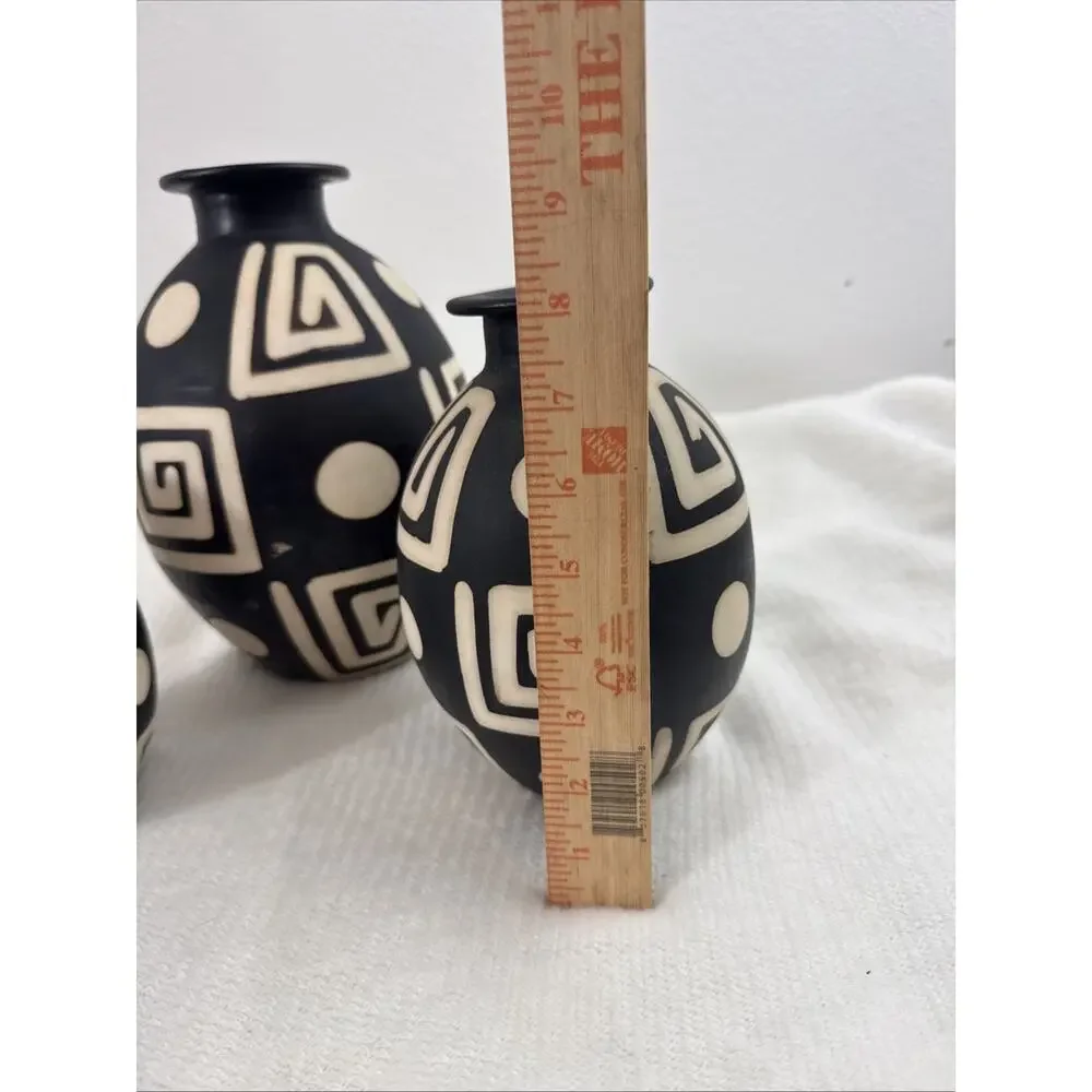 Vintage Valeriano Paz Chulucanas Peru Signed Art Pottery Nesting Vases 3pc Set